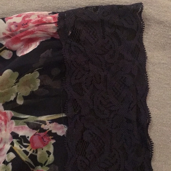 Navy Floral Kimono - Picture 5 of 6